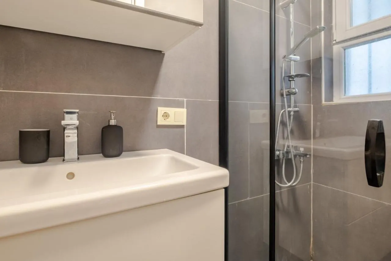 Comfortable Flat In The Heart Of Beyoglu Istanbul Lägenhet